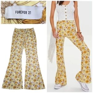 Forever 21 Floral Daisy Print Retro Style Flare Pants Size 30 Yellow White Brown